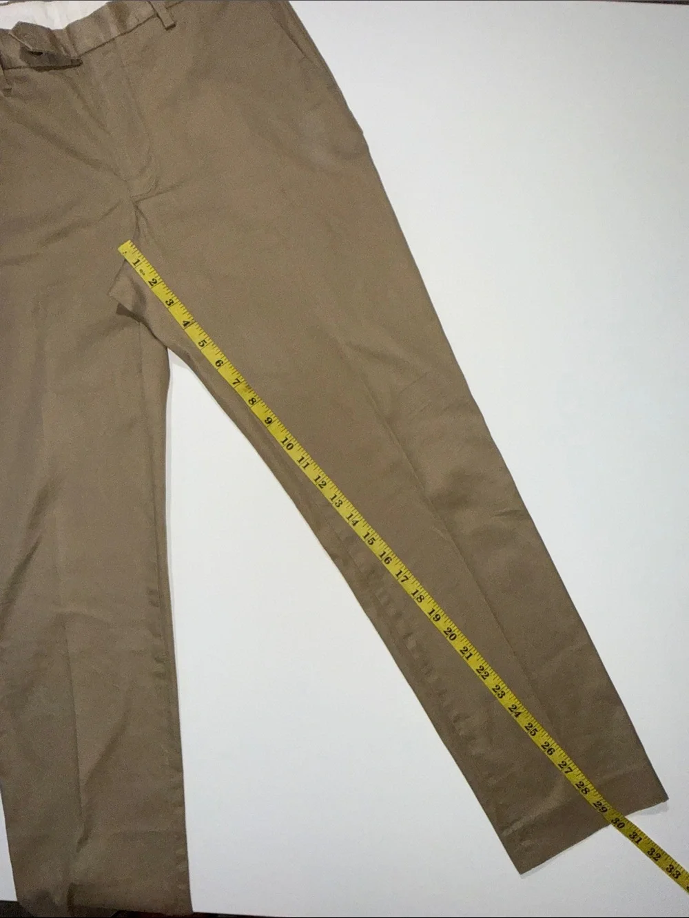J Crew Bowery Mens Size 31x30 Faded Classic Fit Flat Front Chino Pants Beige